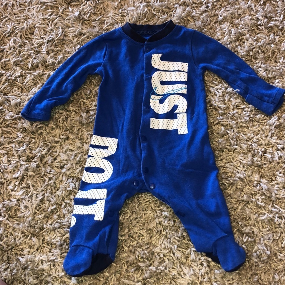 Nike just do it onesie blue and white footie nikes full snap size 3 month old​​​